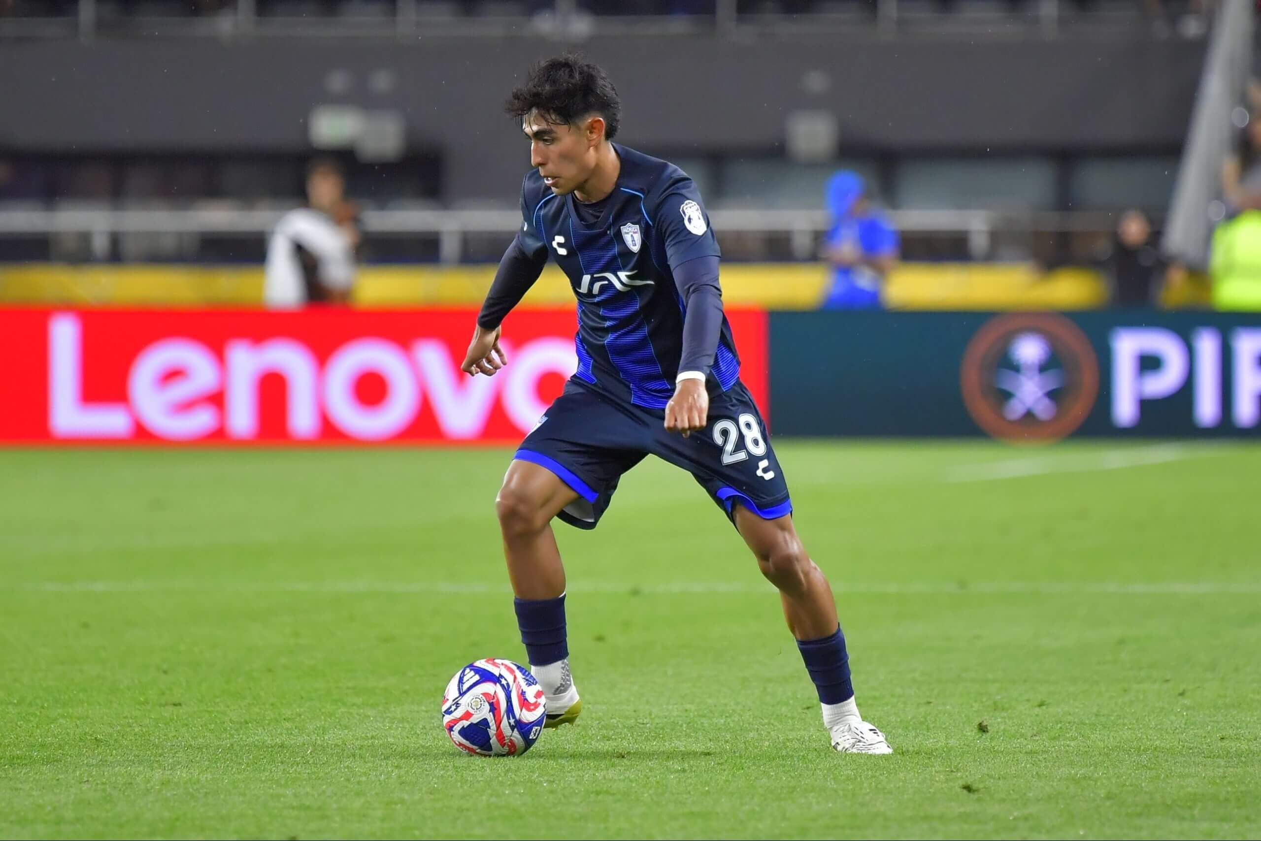 Analyse: Elias Montiel